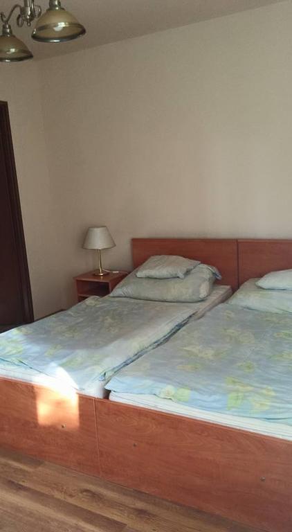 Borostyankert Etterem & Vendeghaz Hotel Sitke Kamer foto