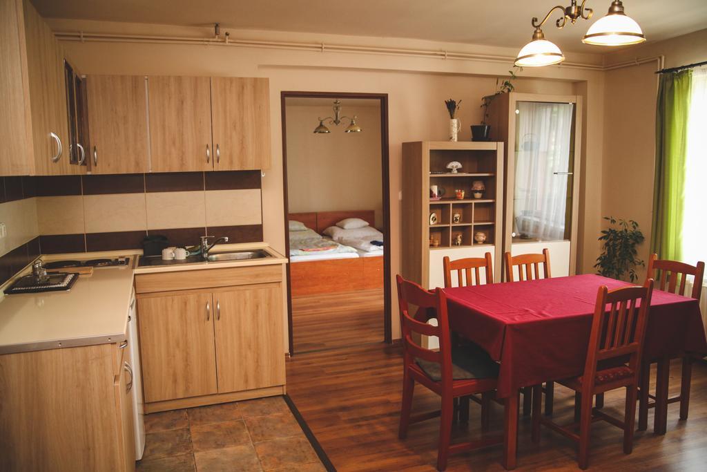 Borostyankert Etterem & Vendeghaz Hotel Sitke Buitenkant foto