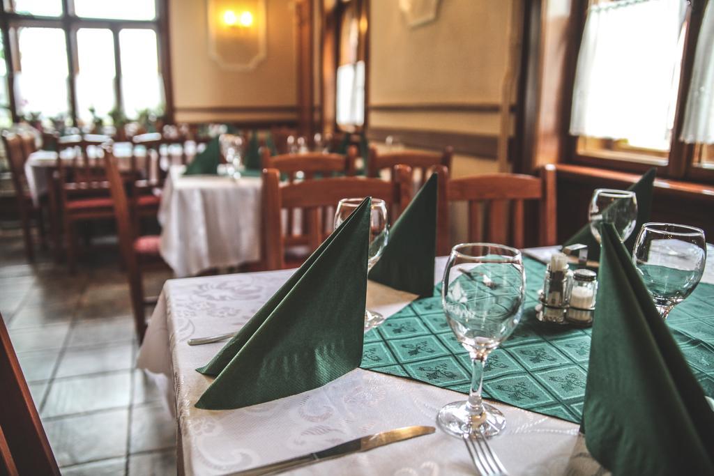 Borostyankert Etterem & Vendeghaz Hotel Sitke Buitenkant foto