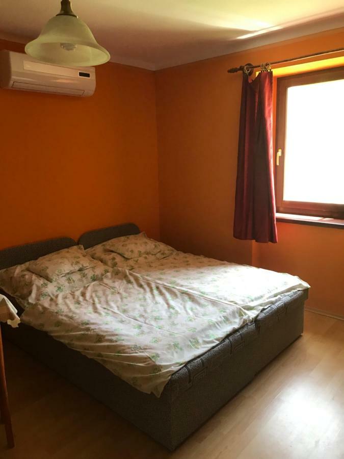 Borostyankert Etterem & Vendeghaz Hotel Sitke Buitenkant foto